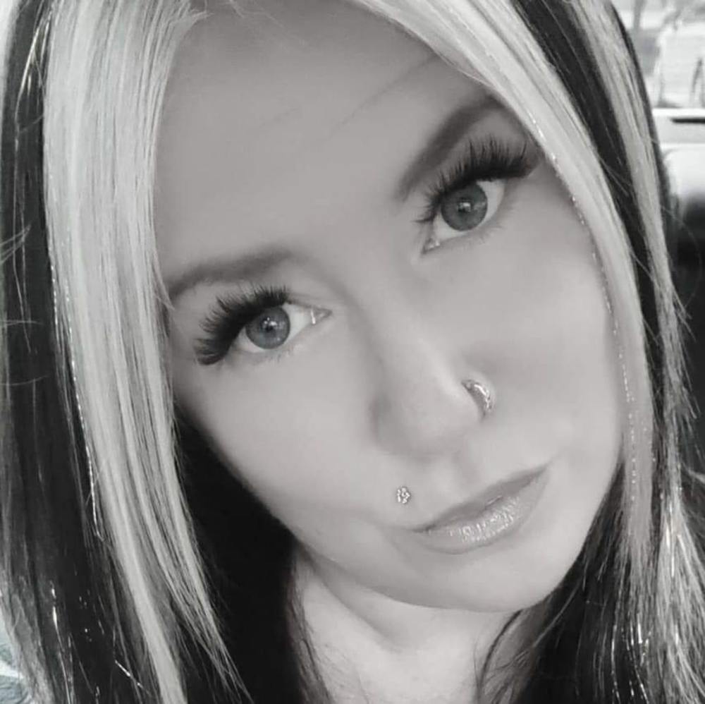 Meet your Posher, Ramona